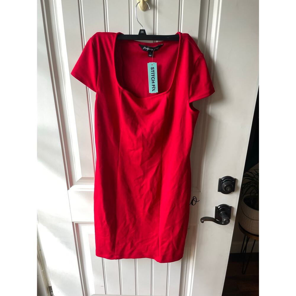 Montgomery post cedar square neck fitted red dress size L